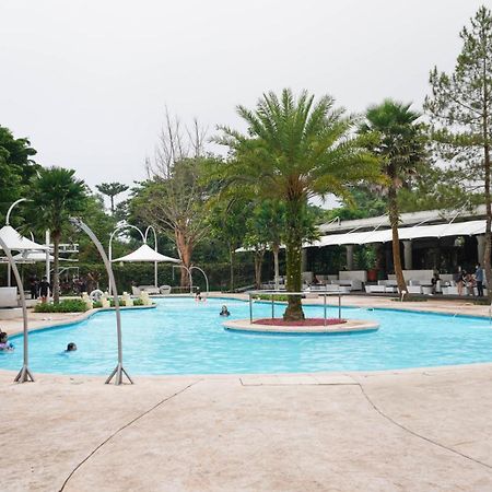 The Hill Resort Sibolangit Esterno foto