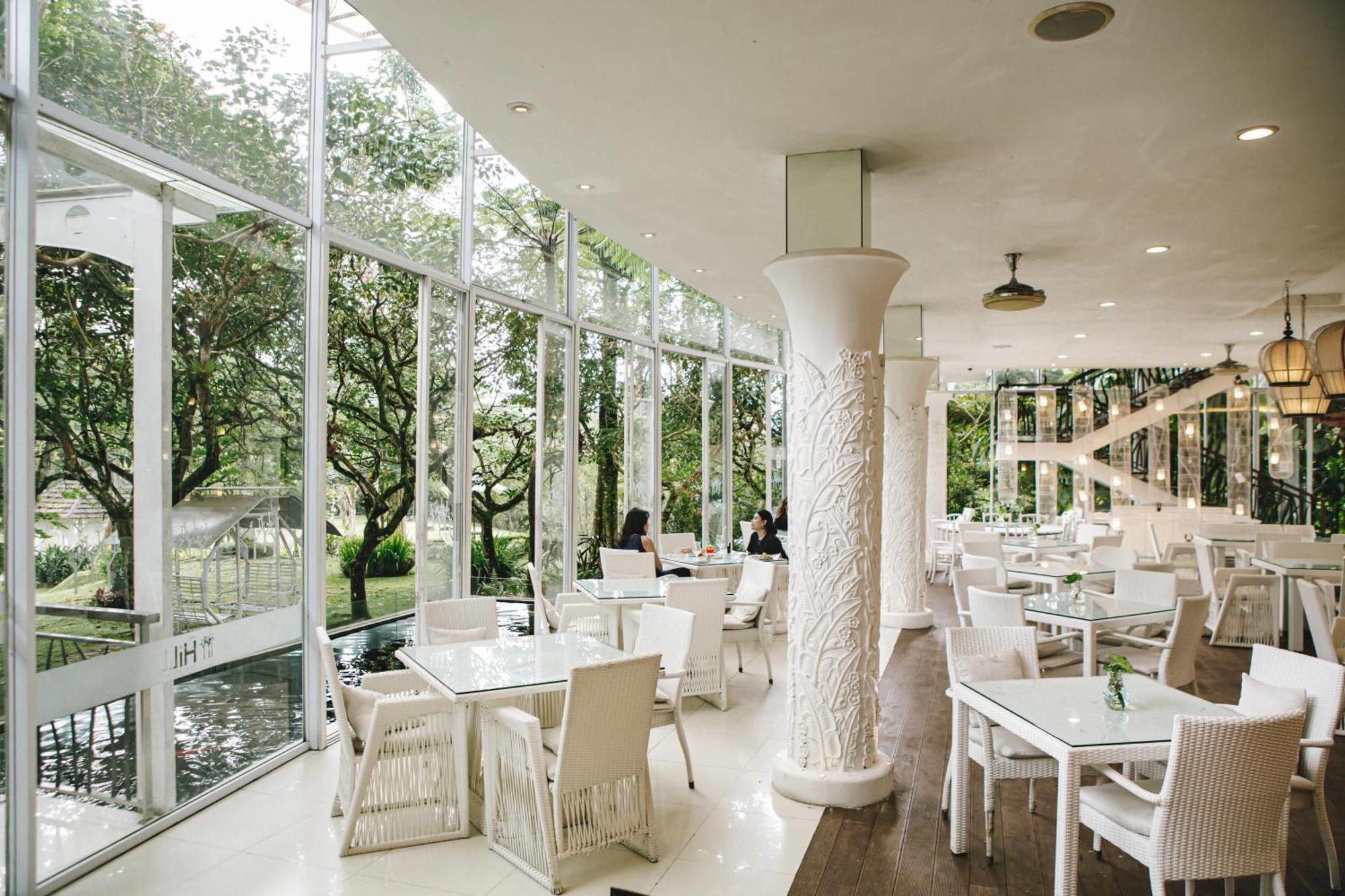 The Hill Resort Sibolangit Esterno foto